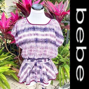 🍍3/$15🍍 BEBE Layered Belted Pleplum Top